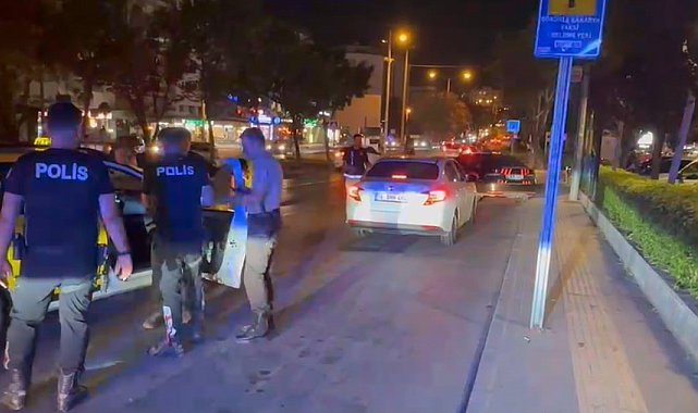 Bursa'da 2 saatte 2 bin 569 kişi sorgulandı: 9 aranan şahıs yakalandı