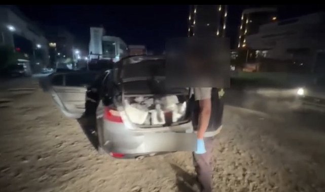 Bursa'da 45 kilo uyuşturucu ele geçirildi... Ev ve aracı böyle arandı