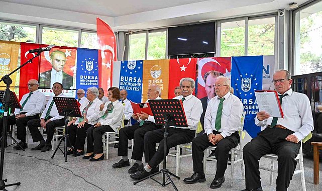 Bursa'da 7'den 70'e zafer sevinci