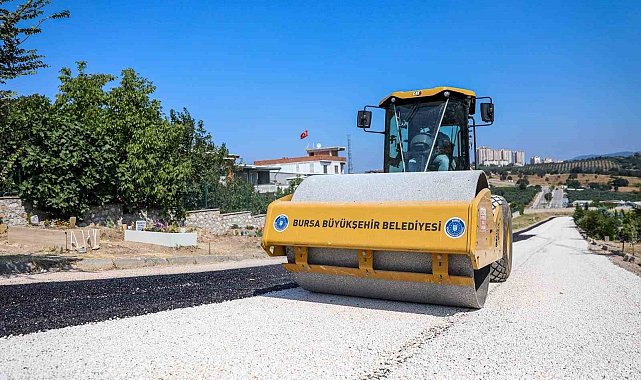 Bursa'da mezarlık yolları yenileniyor