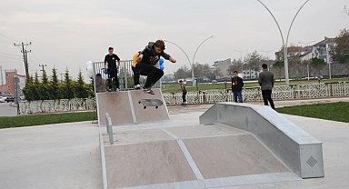 Bursa'da İnegöllü gençlere yeni kaykay park