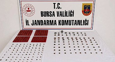 Bursa'da tarihi eser operasyonu! 273 sikke ve 18 obje ele geçirildi