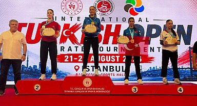 Bursalı karateci Naz Kayadere'den altın madalya