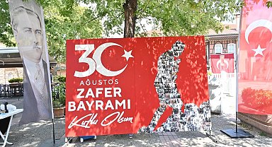 Bursalılardan özel güne anlamlı iz