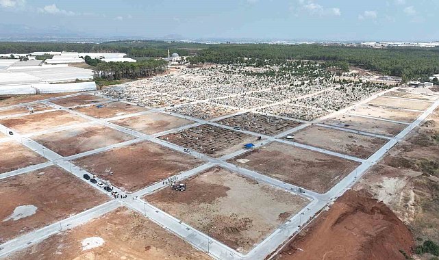 Büyükşehir'den Kurşunlu Kent Mezarlığı'nda kapasite artırımı