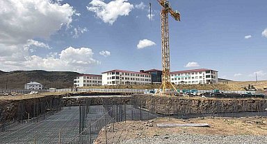Çapa'da eğitim ve 50 bin TL burs alacak öğrenciler için Bitlis'te eğitim yatırımları şekilleniyor