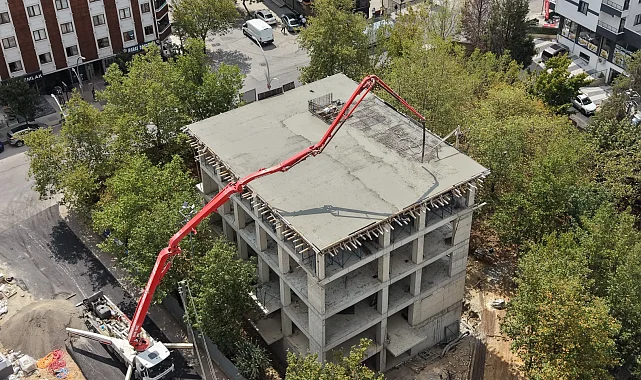 Çayırova'da yeni bilgi evi ve aile sağlığı merkezinin betonarmesi tamam