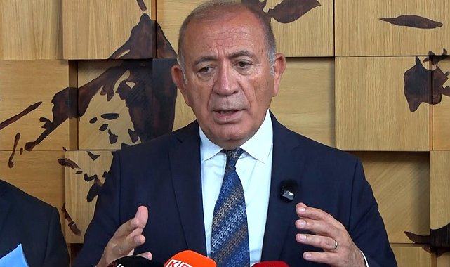 CHP İstanbul İl Başkanı Gürsel Tekin: "İftiracı ve itirafçı ilişkileri olan kimse benim öz kardeşim de olsa partiyle ilişkisi kesilecek"
