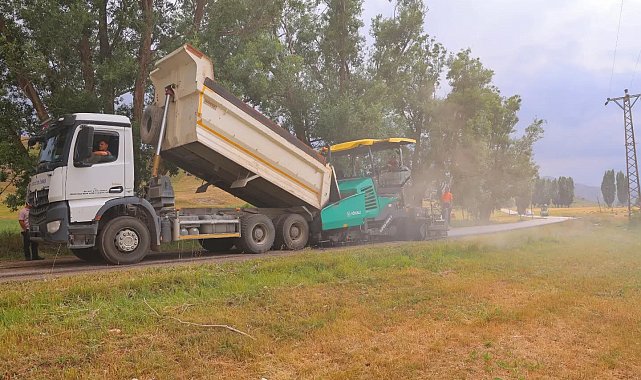 Çımağıl grup yolunda asfalt bakım ve onarım çalışmaları sürüyor