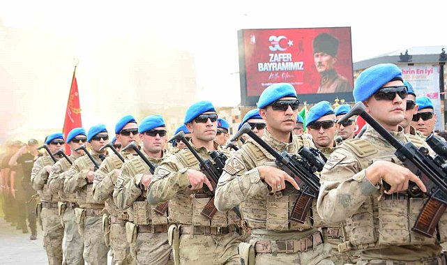 Çorum'da 30 Ağustos Zafer Bayramı coşkuyla kutlandı