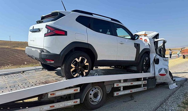 Çorum'da çekici traktöre arkadan çarptı: 1 yaralı