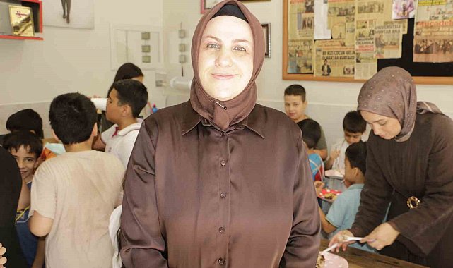 Daha önce hiç doğum günü kutlamayan çocuklar ilk kez bu sevinci yaşadı