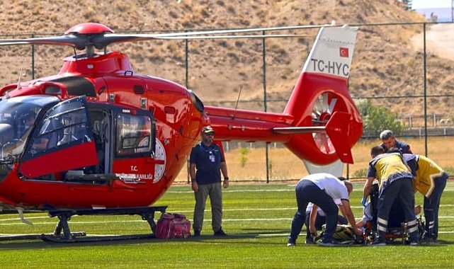 Darende'de kalp krizi şüphesi bulunan hasta hava ambulansıyla sevk edildi