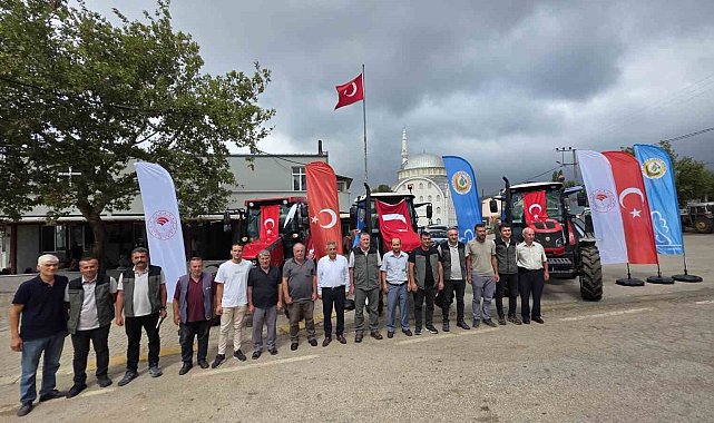 Dedeoba'da ORKÖY desteğiyle 3 traktör hak sahiplerine teslim edildi