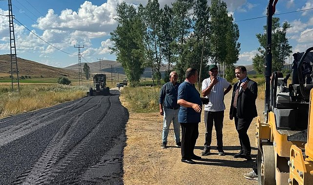 Demirözü'nde kaymakamdan vatandaş ve yol çalışmalarına ziyaret