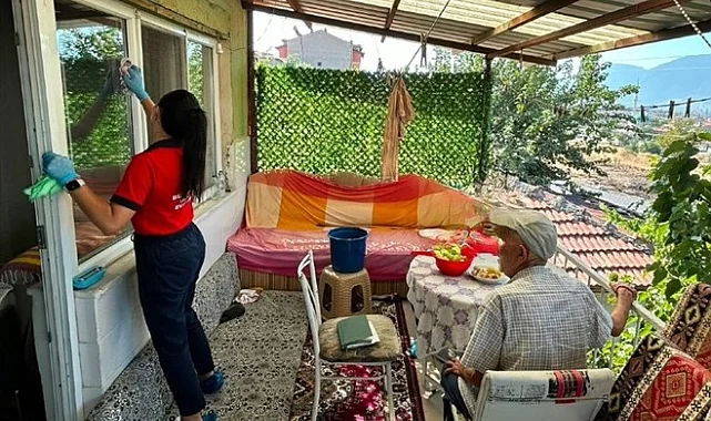 Denizli Büyükşehir evde bakım ve sağlık hizmetiyle yüzleri güldürüyor