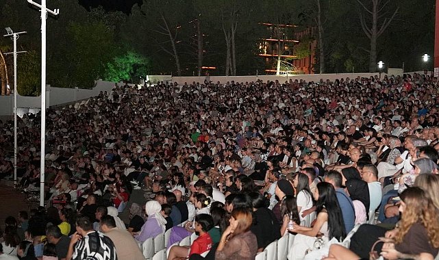Denizli'de açık hava sinema günleri devam ediyor