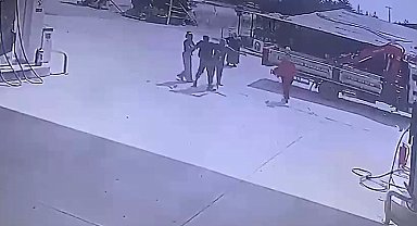 Denizli'de silah zoruyla genç kızın kaçırılma anlarına ait görüntüler ortaya çıktı