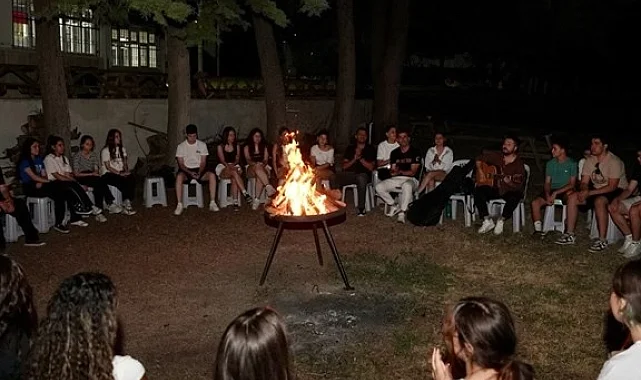Denizlili gençler Büyükşehir'in yaz kampında buluştu