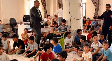 Dicle'de Kur'an kursu öğrencileri gençlik merkezinde bir araya geldi