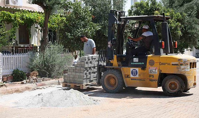 Didim Belediyesi'nden kent genelinde yol bakım ve onarım çalışması