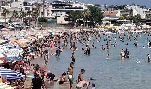 Didim'de yaz keyfi sürüyor