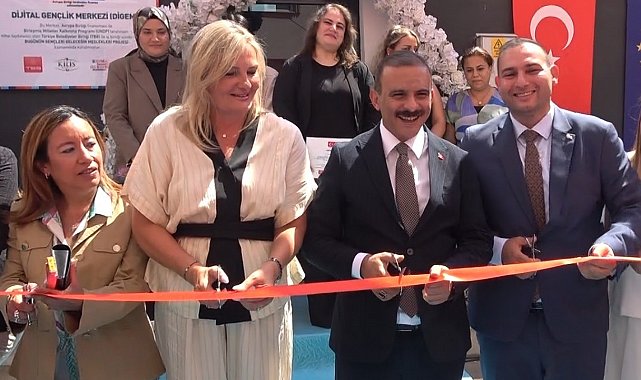 DİGEM açılışında AB temsilcisi "Bismillah" diyerek kurdele kesti