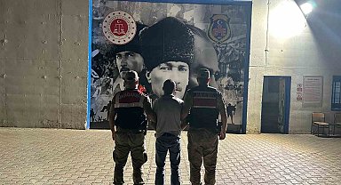 Diyarbakır'da 42 suç kaydı ve 16 yıl hapis cezası bulunan zanlı yakalandı