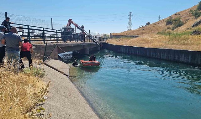 Diyarbakır'da can pazarı: Sulama kanalına uçan araçta 4 kişi sağ kurtarıldı