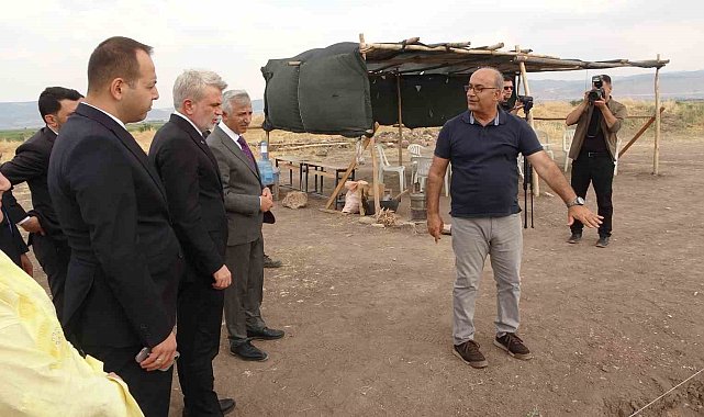 Domuztepe'de MÖ 9000 yıl öncesine ışık tutan kalıntılar gün yüzüne çıkarılıyor