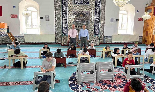 Dumlupınar'da Yaz Kur'an Kursu öğrencilerine Bilgi Birikim Sınavı