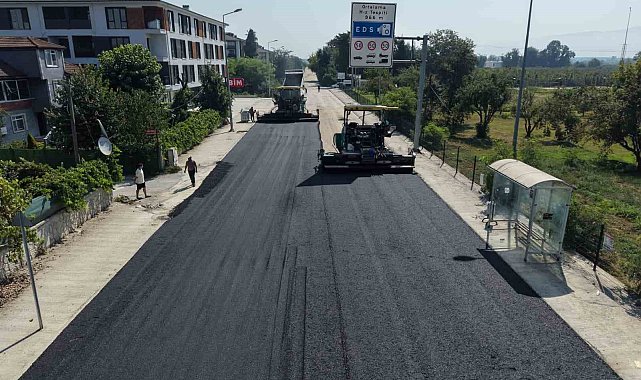 Düzce'de bin 800 metrelik yol yenileniyor