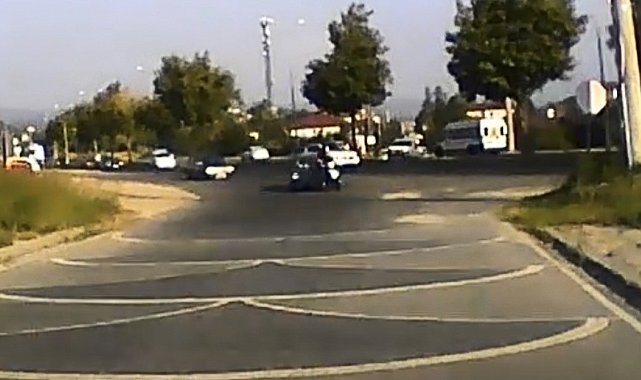 Düzce'de otomobil ile motosiklet çarpıştı: 1 yaralı