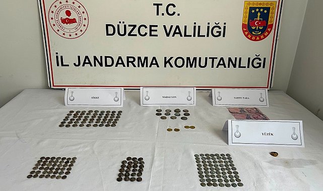 Düzce'de tarihi eser operasyonu 196 sikke ele geçirildi