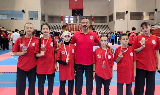Düzce'nin Taekwondo Kız Takımı ANALİG finallerine yükseldi