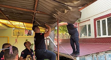 Edirne'de çatıya çıkan şahıs ekiplerin müdahalesiyle kurtarıldı