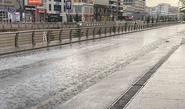 Elazığ'da sağanak etkili oldu
