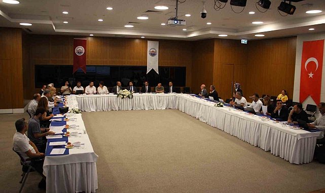 Elazığ'da sağlık hizmetleri değerlendirildi
