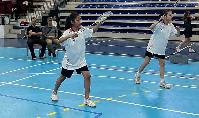 Elazığlı badmintoncular Türkiye finallerinde