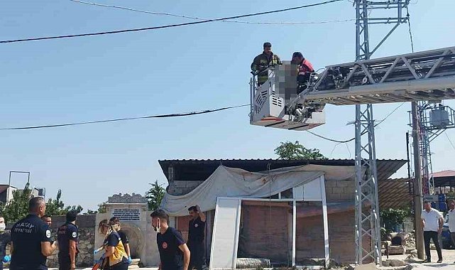 Elektrik direğinde erkek cesedi bulundu