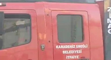 Elektrikli fırından çıkan yangın evi kullanılamaz hale getirdi