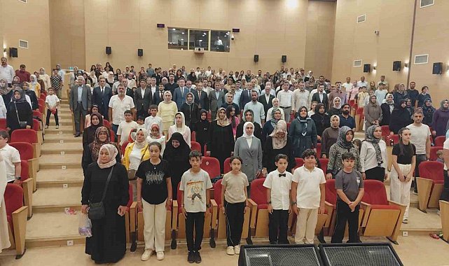 Erciş'te yaz Kur'an kursu kapanış programı düzenlendi
