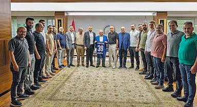 Erciyes 38 FK'dan Başkan Memduh Büyükkılıç'a ziyaret
