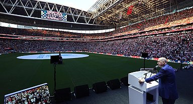 Erdoğan: Türkiye'yi ileriye gençlik taşıyacak