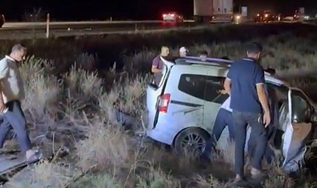 Ereğli'de tır ile kamyonet çarpıştı: 2 yaralı