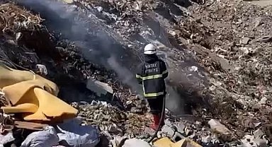 Erzin'de çöplük alanında çıkan yangın kontrol altına alındı