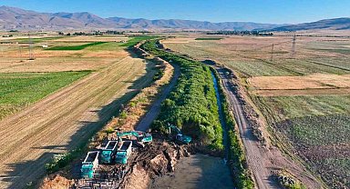 Erzincan'da 30 bin hektarlık arazi toplulaştırma projesi sürüyor