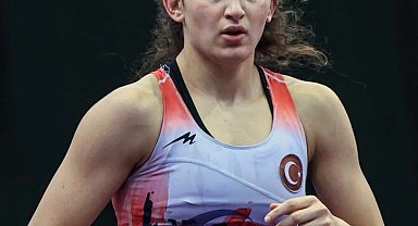 Erzincanlı milli güreşçi Elmira Yasin dünya üçüncüsü oldu