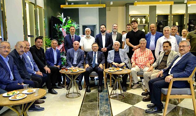 Erzurum iş dünyası, STK temsilcileri ve siyasiler bu açılışta buluştu