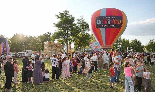 Erzurum Kültür Yolu Festivali'nde sanatın inceliklerinden şehrin hafızasına